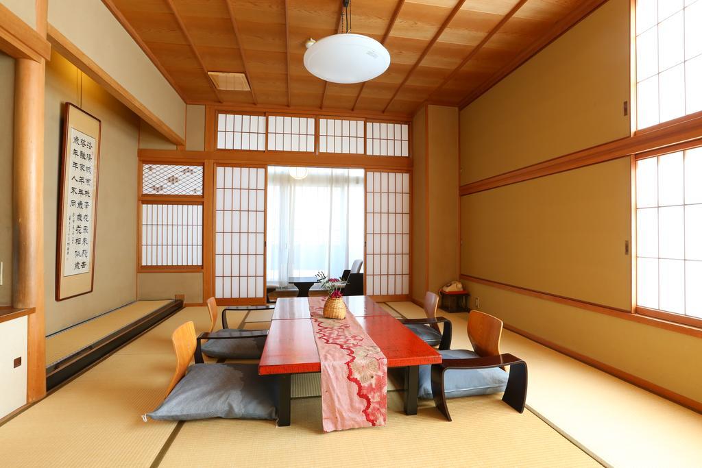 Kamiyamada Hotel Chikuma Екстер'єр фото