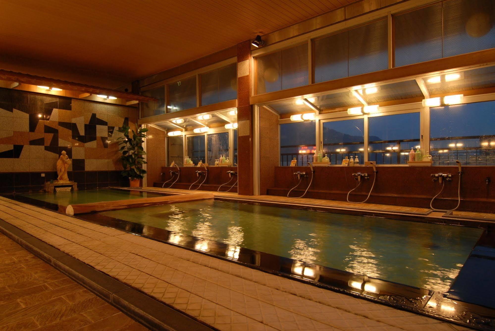 Kamiyamada Hotel Chikuma Екстер'єр фото